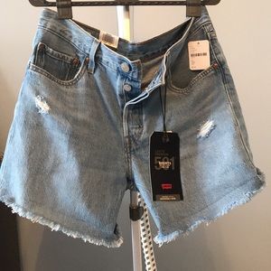 Women’s Levi’s jean shorts